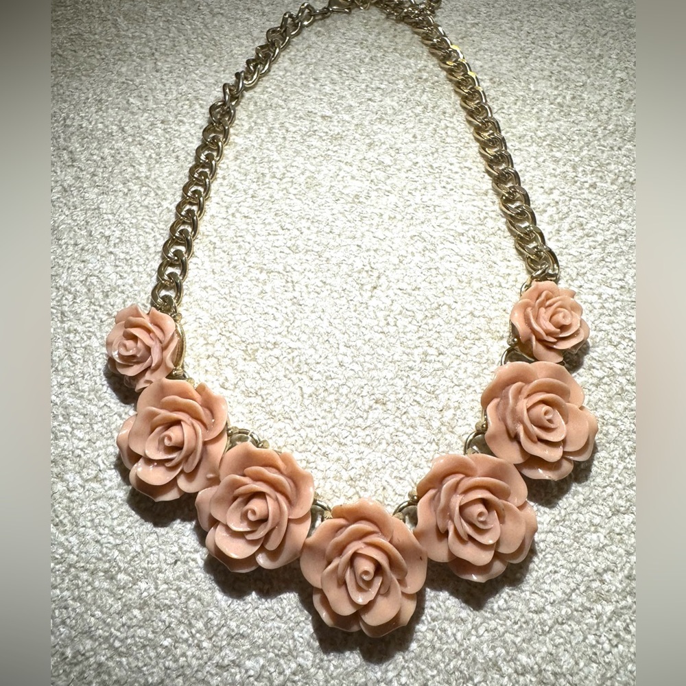 Vintage pink flowers necklace rare